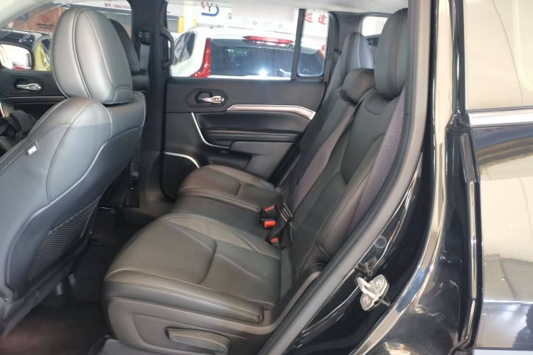 Used Jeep Grand Commander 2018 2.0T Four-wheel Drive Premium Edition China VI Left Rear Seat