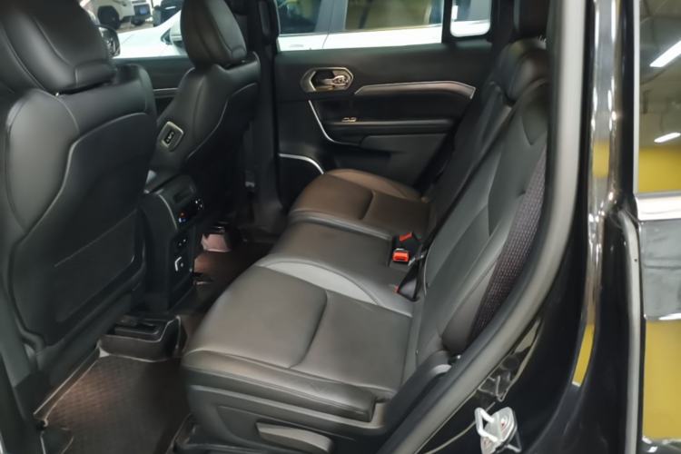 Used Jeep Grand Commander 2018 2.0T Four-Wheel Drive Enjoyment Edition China VI Left Rear Seat
