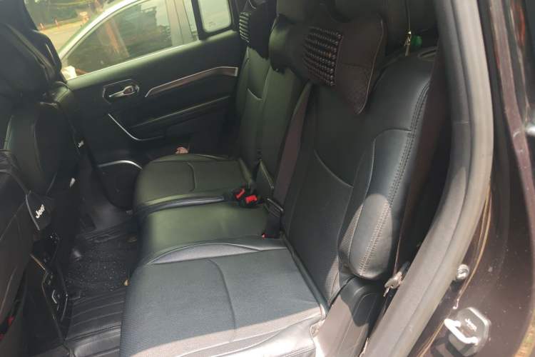 Used Jeep Grand Commander 2018 2.0T Four-Wheel Drive Enjoyment Edition China VI Left Rear Seat