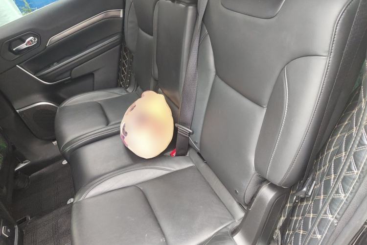 Used Jeep Grand Commander 2018 2.0T Four-Wheel Drive Enjoyment Edition China VI Left Rear Seat