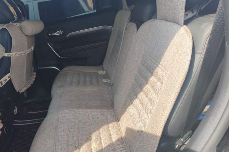 Used Jeep Grand Commander 2018 2.0T Four-Wheel Drive Enjoyment Version China V Left Rear Seat