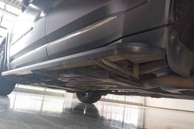 Used Jeep Grand Commander 2018 2.0T Two-Wheel Drive Enjoy Edition China V Left Side Sill