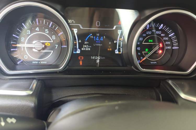 Used Jeep Grand Commander 2018 2.0T Four-Wheel Drive Enjoyment Edition China VI Odometer Close Up