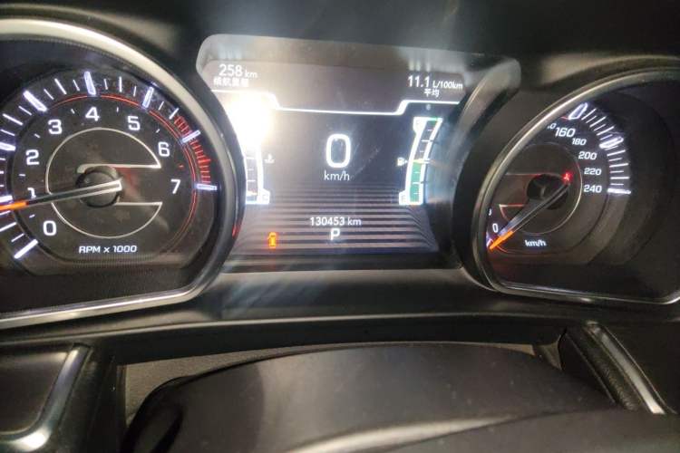 Used Jeep Grand Commander 2018 2.0T Four-Wheel Drive Enjoyment Edition China VI Odometer Close Up