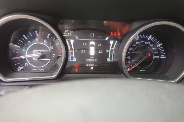 Used Jeep Grand Commander 2018 2.0T Four-Wheel Drive Enjoyment Version China V Odometer Close Up