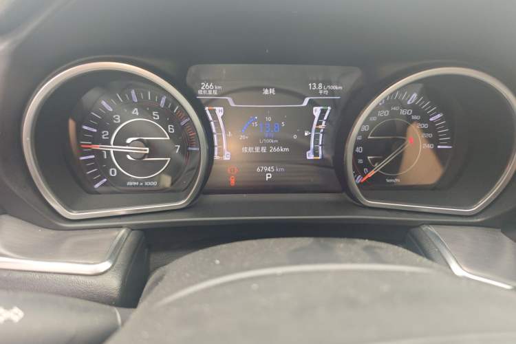 Used Jeep Grand Commander 2018 2.0T Four-Wheel Drive Enjoyment Edition China VI Odometer Close Up