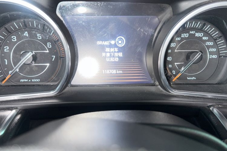 Used Jeep Grand Commander 2018 2.0T Four-Wheel Drive Prestige Edition China V Odometer Close Up