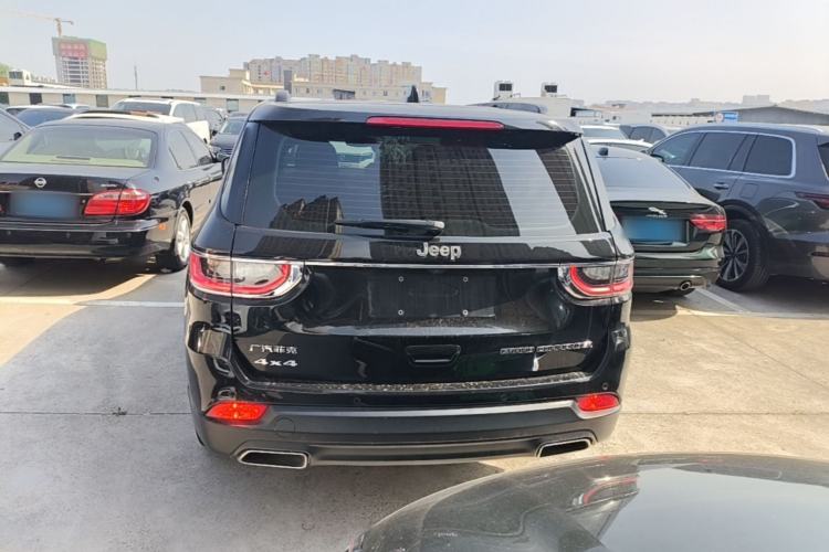 Used Jeep Grand Commander 2018 2.0T Four-Wheel Drive Enjoyment Edition China VI Rear
