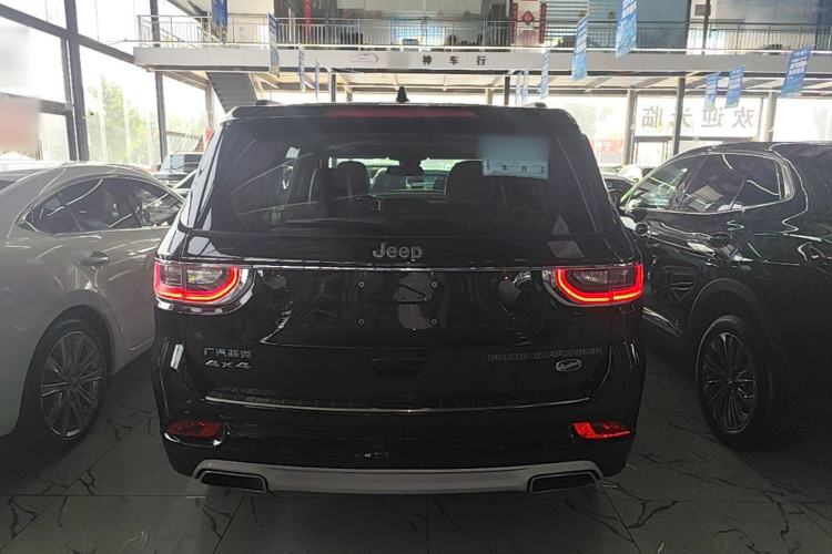 Used Jeep Grand Commander 2018 2.0T Four-Wheel Drive Smart Enjoyment Version China V Emission Standard Rear