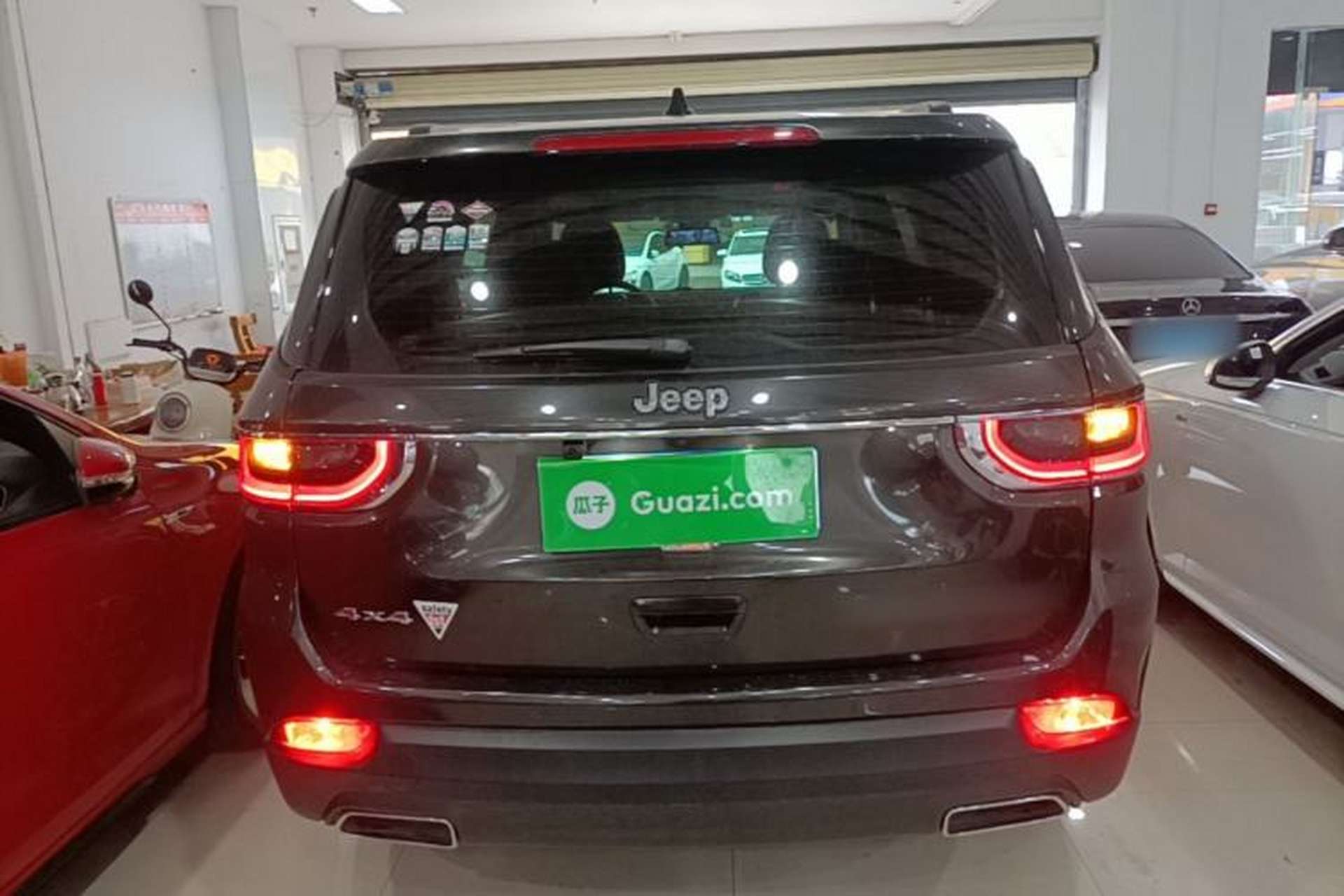 Used Jeep Grand Commander 2018 2.0T Four-Wheel Drive Enjoyment Edition China VI Rear