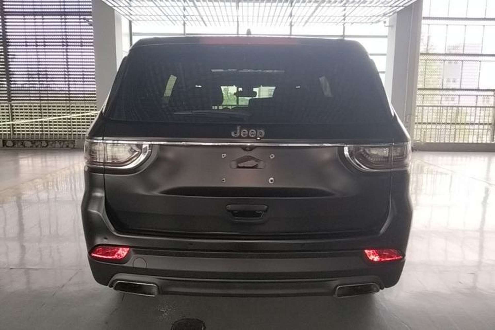 Used Jeep Grand Commander 2018 2.0T Two-Wheel Drive Enjoy Edition China V Rear
