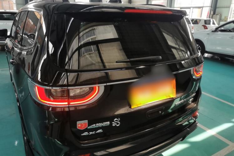 Used Jeep Grand Commander 2018 2.0T Four-Wheel Drive Smart Enjoyment Version China V Emission Standard Rear