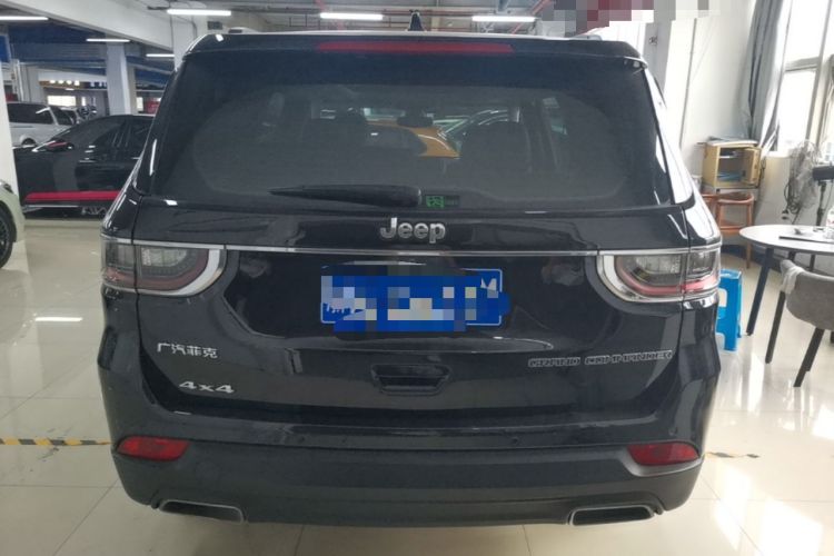 Used Jeep Grand Commander 2018 2.0T Four-Wheel Drive Enjoyment Edition China VI Rear
