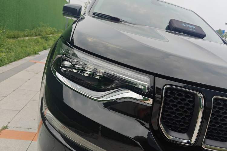 Used Jeep Grand Commander 2018 2.0T Four-Wheel Drive Enjoyment Version China V Right Front Headlight