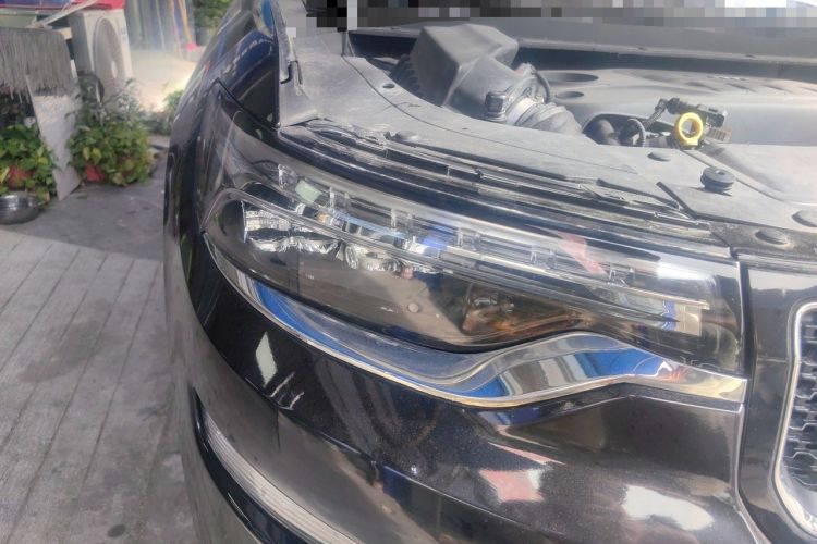 Used Jeep Grand Commander 2018 2.0T Four-Wheel Drive Premium Navigation Version China V Right Front Headlight