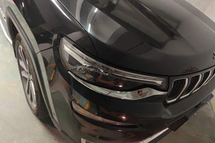 Used Jeep Grand Commander 2018 2.0T Four-Wheel Drive Enjoyment Edition China VI Right Front Headlight