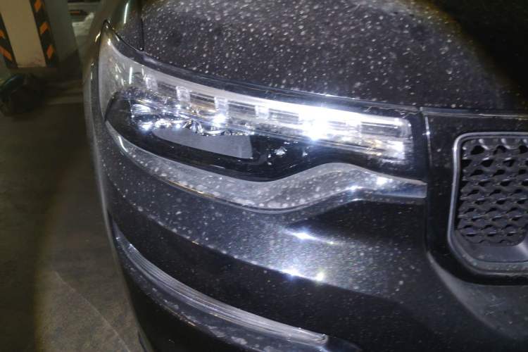 Used Jeep Grand Commander 2018 2.0T Four-Wheel Drive Enjoyment Edition China VI Right Front Headlight