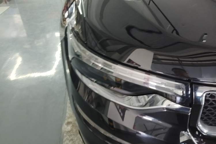 Used Jeep Grand Commander 2018 2.0T Four-Wheel Drive Enjoyment Edition China VI Right Front Headlight