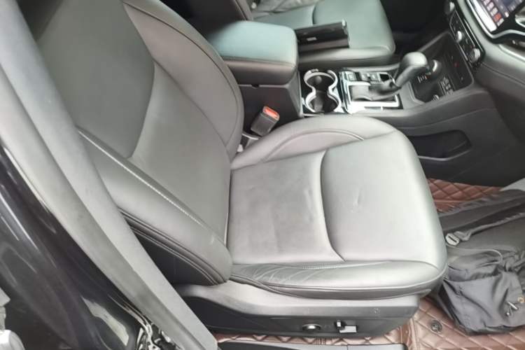 Used Jeep Grand Commander 2018 2.0T Four-Wheel Drive Enjoyment Version China V Right Front Seat