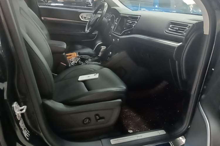 Used Jeep Grand Commander 2018 2.0T Four-Wheel Drive Enjoyment Edition China VI Right Front Seat