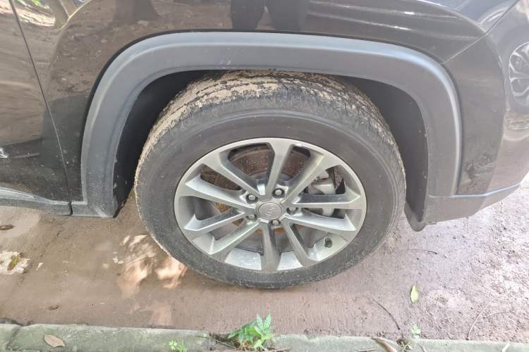Used Jeep Grand Commander 2018 2.0T Four-wheel Drive Premium Edition China VI Right Front Wheel Hub
