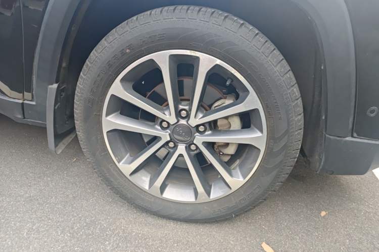 Used Jeep Grand Commander 2018 2.0T Four-Wheel Drive Enjoyment Edition China VI Right Front Wheel Hub