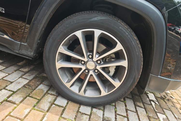 Used Jeep Grand Commander 2018 2.0T Four-Wheel Drive Enjoyment Edition China VI Right Front Wheel Hub