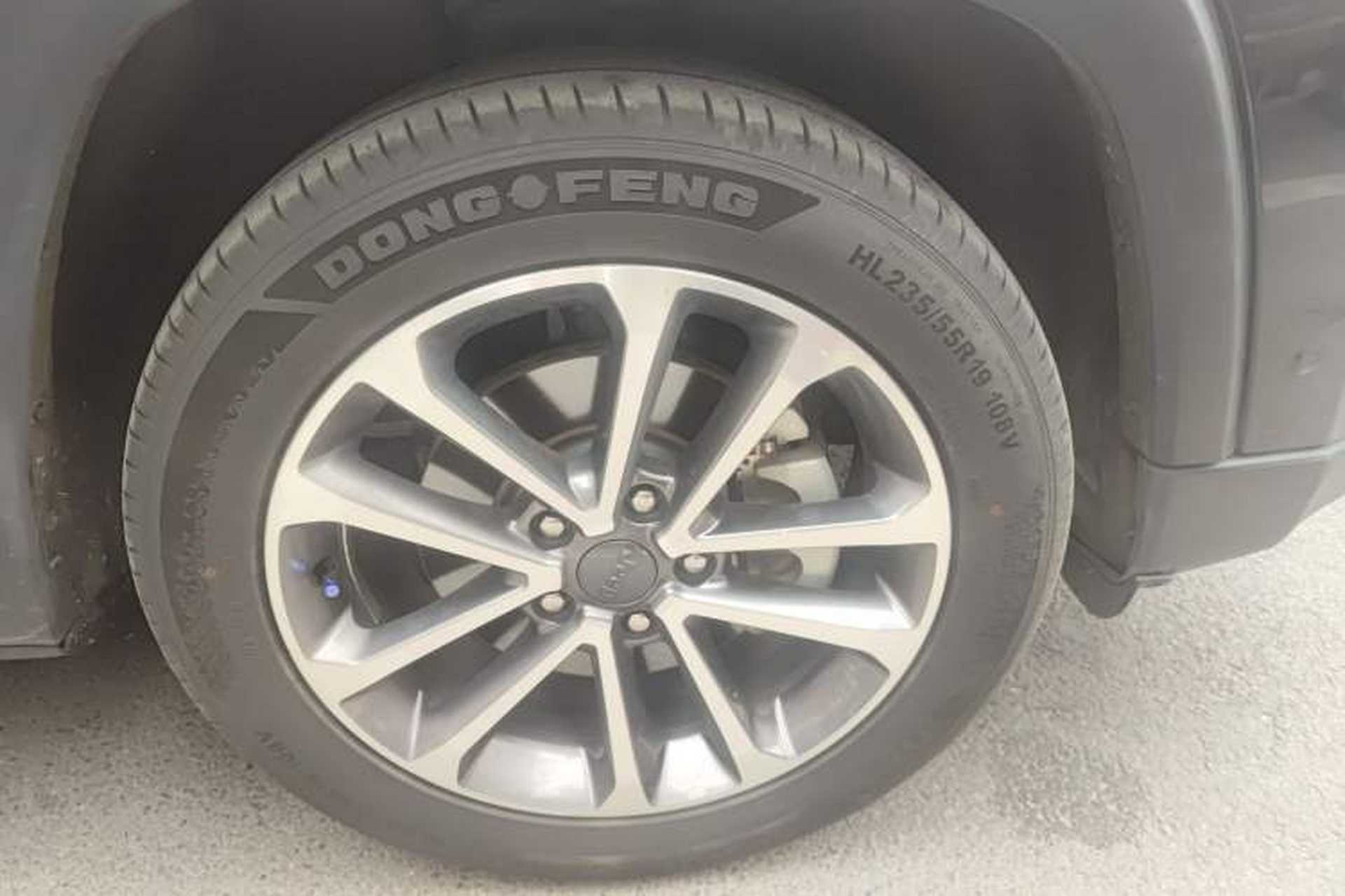 Used Jeep Grand Commander 2018 2.0T Four-Wheel Drive Enjoyment Version China V Right Front Wheel Hub