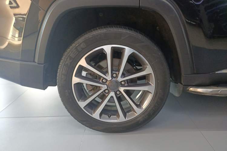 Used Jeep Grand Commander 2018 2.0T Four-Wheel Drive Enjoyment Edition China VI Right Rear Wheel Hub