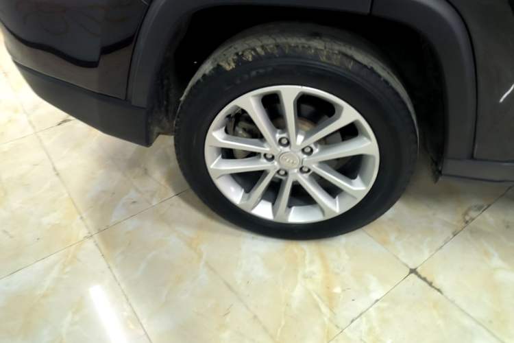 Used Jeep Grand Commander 2018 2.0T Four-Wheel Drive Prestige Edition China V Right Rear Wheel Hub