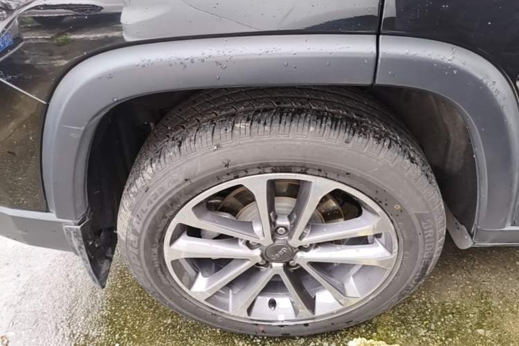 Used Jeep Grand Commander 2018 2.0T Four-Wheel Drive Enjoyment Version China V Right Rear Wheel Hub