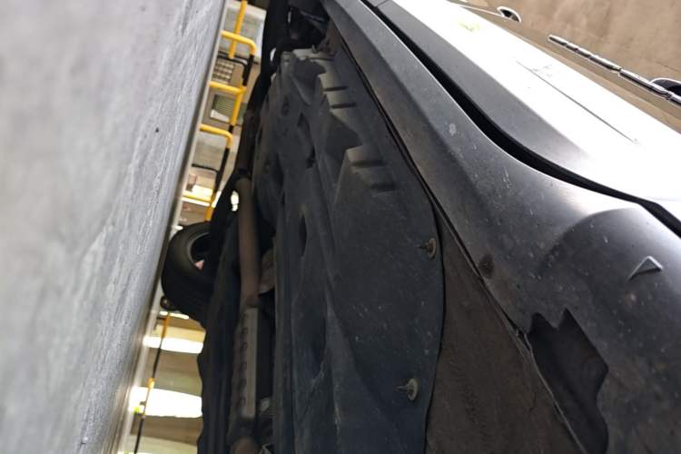 Used Jeep Grand Commander 2018 2.0T Four-Wheel Drive Premium Navigation Version China V Right Side Sill