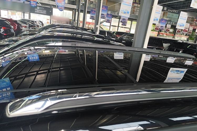 Used Jeep Grand Commander 2018 2.0T Four-Wheel Drive Smart Enjoyment Version China V Emission Standard Roof