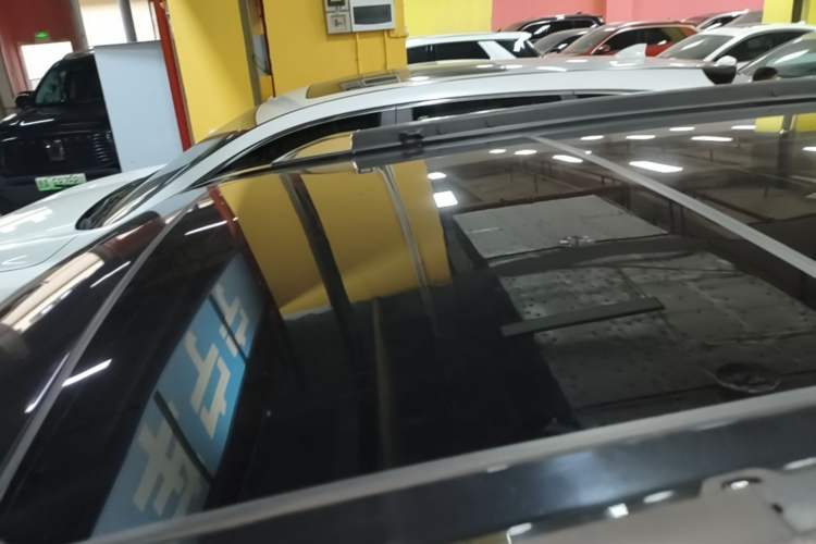 Used Jeep Grand Commander 2018 2.0T Four-Wheel Drive Enjoyment Edition China VI Roof