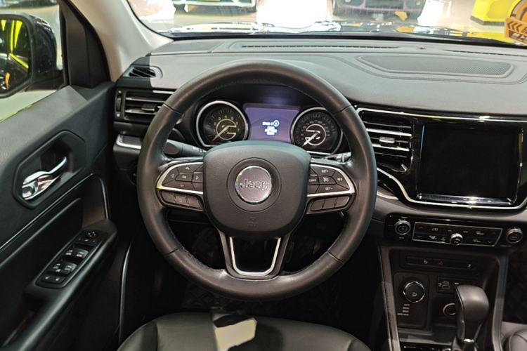 Used Jeep Grand Commander 2018 2.0T Four-Wheel Drive Enjoyment Version China V Steering Wheel