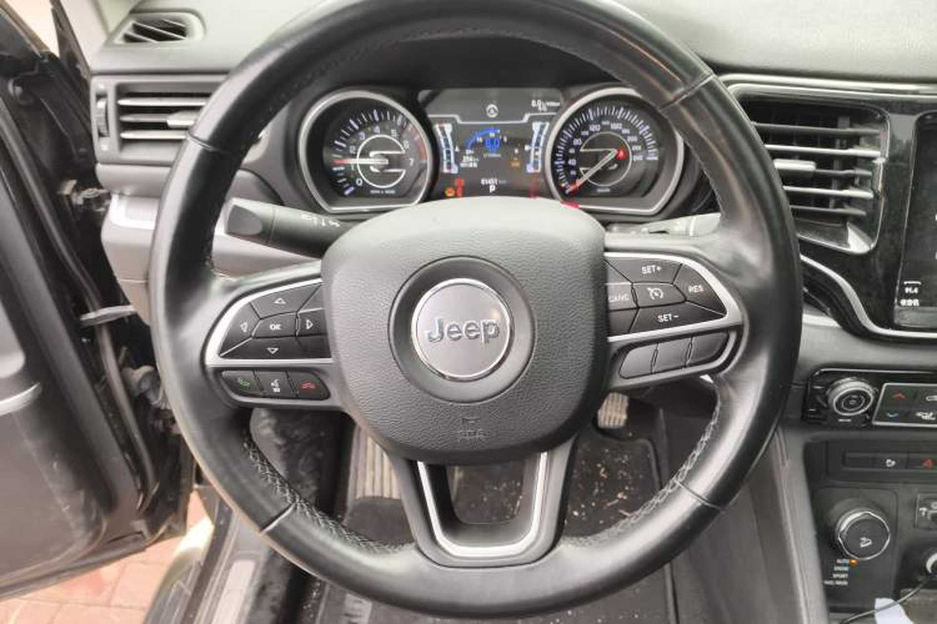 Used Jeep Grand Commander 2018 2.0T Four-Wheel Drive Premium Edition Steering Wheel