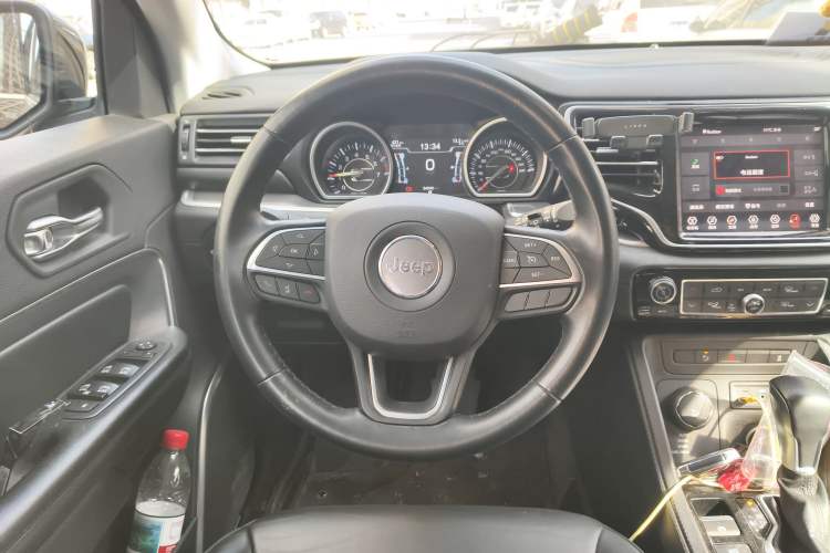 Used Jeep Grand Commander 2018 2.0T Four-Wheel Drive Enjoyment Edition China VI Steering Wheel