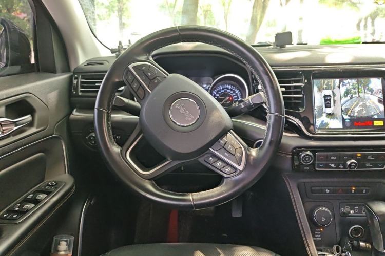 Used Jeep Grand Commander 2018 2.0T Four-Wheel Drive Smart Enjoyment Version China V Emission Standard Steering Wheel