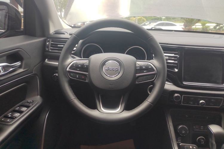 Used Jeep Grand Commander 2018 2.0T Four-Wheel Drive Premium Navigation Version China V Steering Wheel