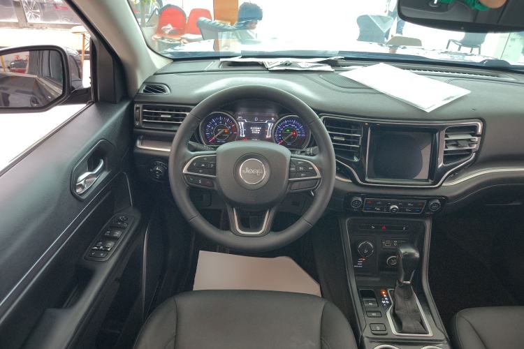 Used Jeep Grand Commander 2018 2.0T Four-Wheel Drive Enjoyment Edition China VI Steering Wheel
