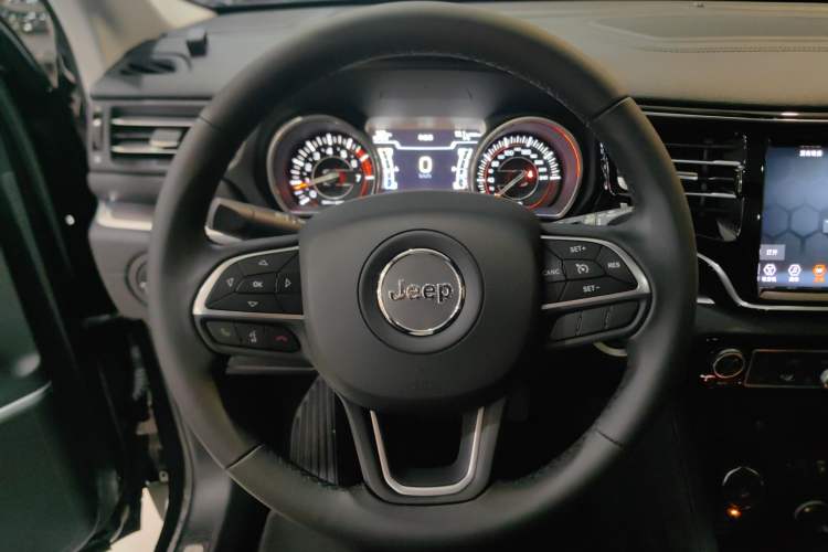 Used Jeep Grand Commander 2018 2.0T Four-Wheel Drive Enjoyment Edition China VI Steering Wheel