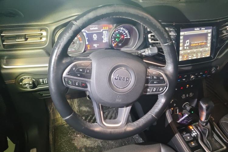 Used Jeep Grand Commander 2018 2.0T Four-Wheel Drive Prestige Edition China VI Steering Wheel