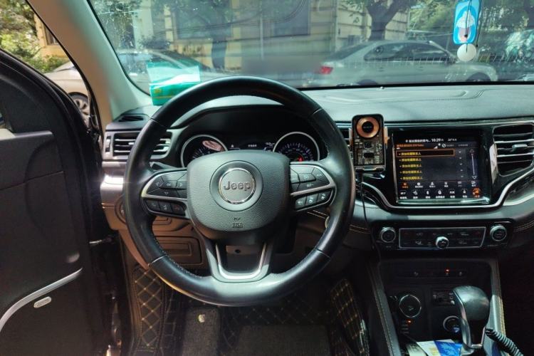 Used Jeep Grand Commander 2018 2.0T Four-Wheel Drive Smart Enjoyment Version China VI Steering Wheel