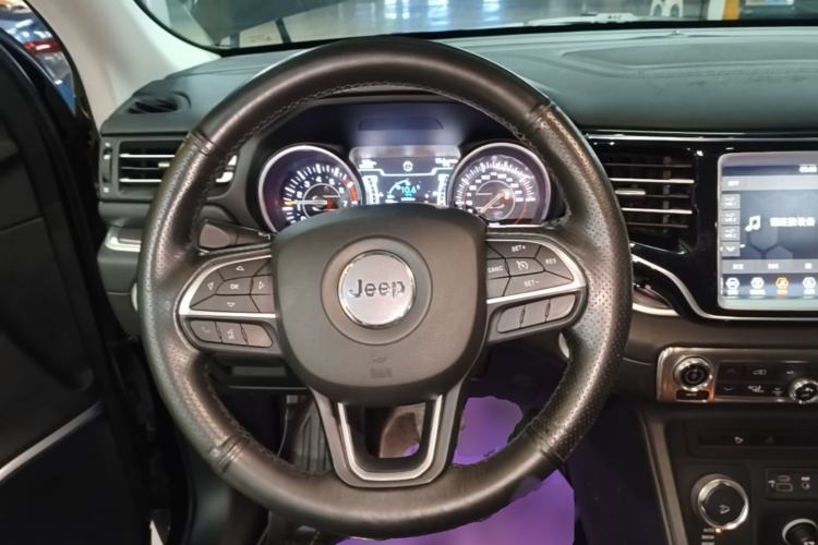 Used Jeep Grand Commander 2018 2.0T Four-Wheel Drive Enjoyment Edition China VI Steering Wheel