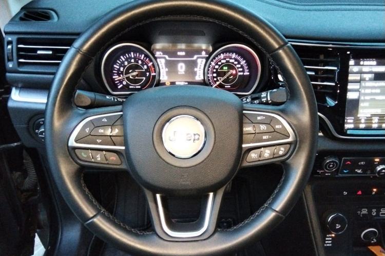 Used Jeep Grand Commander 2018 2.0T Four-wheel Drive Premium Edition China VI Steering Wheel
