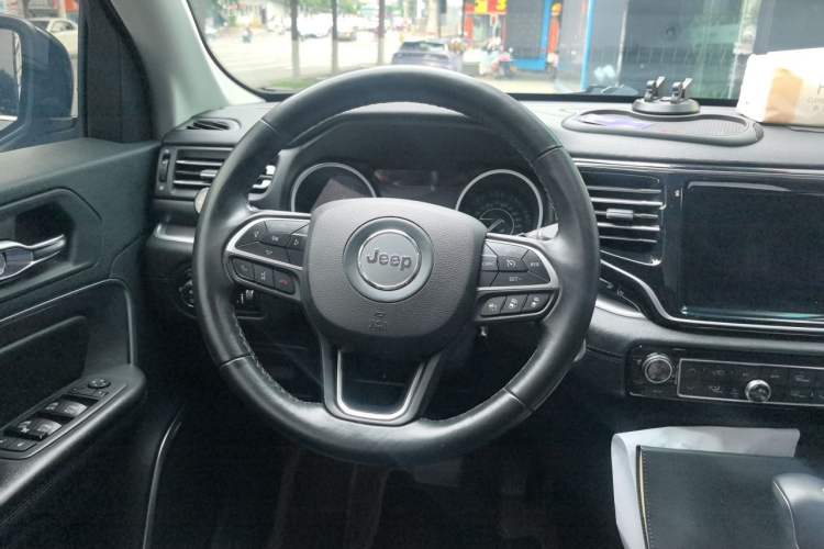 Used Jeep Grand Commander 2018 2.0T Four-Wheel Drive Prestige Edition China V Steering Wheel