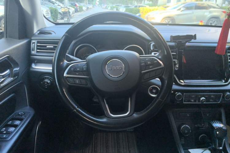 Used Jeep Grand Commander 2018 2.0T Four-Wheel Drive Enjoyment Version China V Steering Wheel