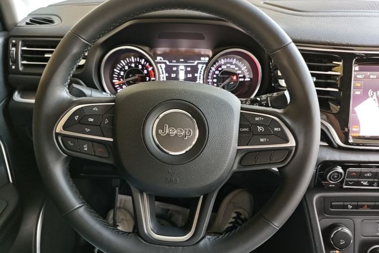 Used Jeep Grand Commander 2018 2.0T Four-Wheel Drive Premium Navigation Version China V Steering Wheel