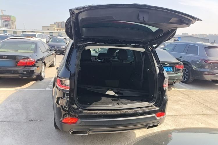 Used Jeep Grand Commander 2018 2.0T Four-Wheel Drive Enjoyment Edition China VI Trunk