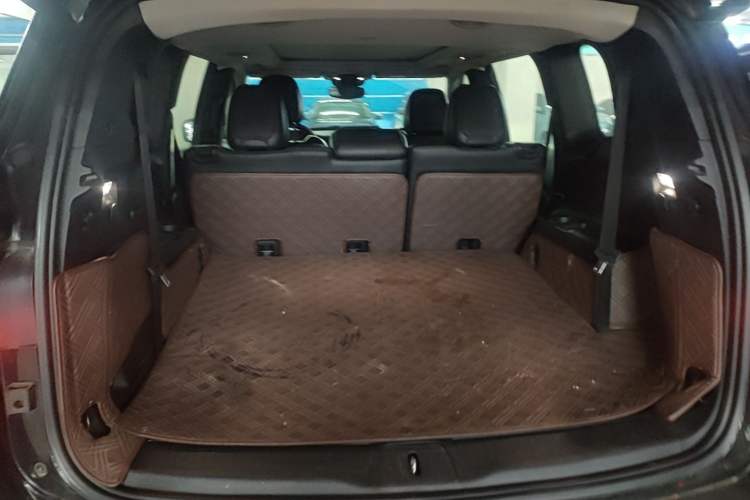 Used Jeep Grand Commander 2018 2.0T Four-Wheel Drive Premium Navigation Version China V Trunk